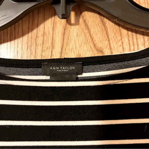 Ann Taylor Factory black and white stripped long sleeve ruffled cuff dress. - Picture 3 of 12